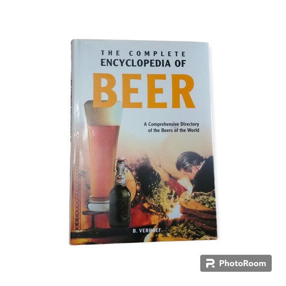 The Complete Encyclopedia of Beer - Picture 1 of 2